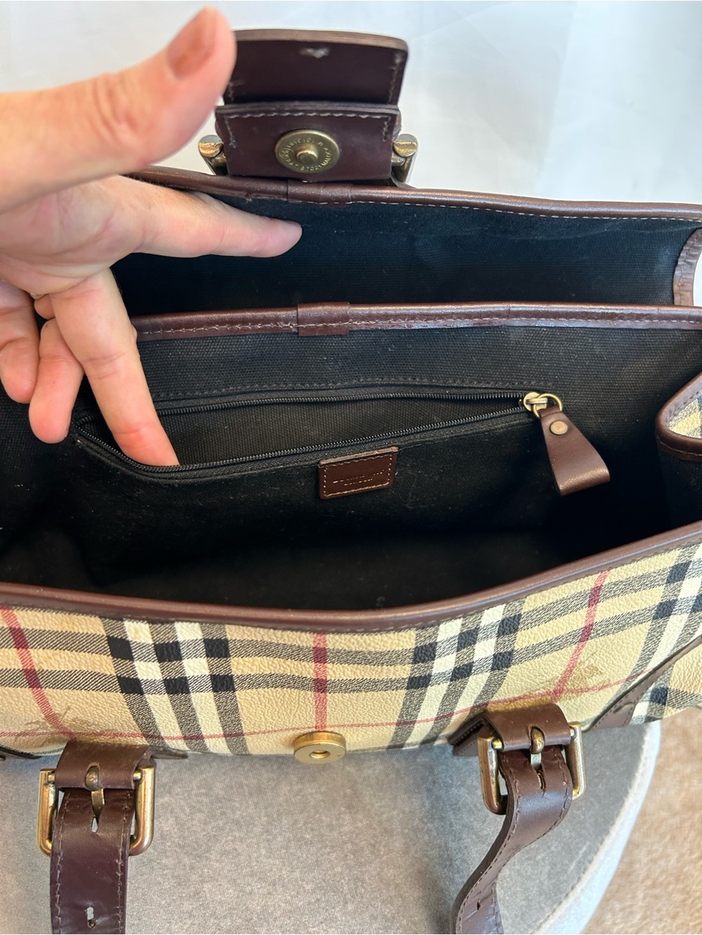 Burberry Haymarket Check Coated Canvas shoulder bag brown leather trim - Picture 12 of 17